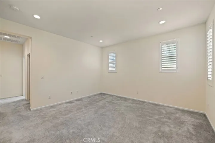 2nd Floor Den