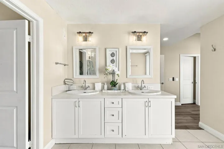 Primary Bath/Spa