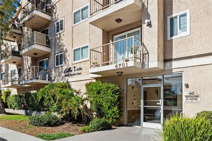 Front entrance from Anaheim Street