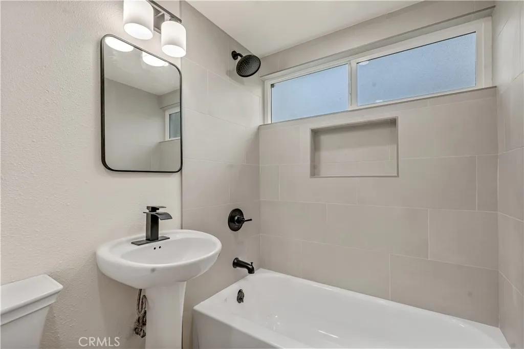 Bathroom 2 Bathroom 2