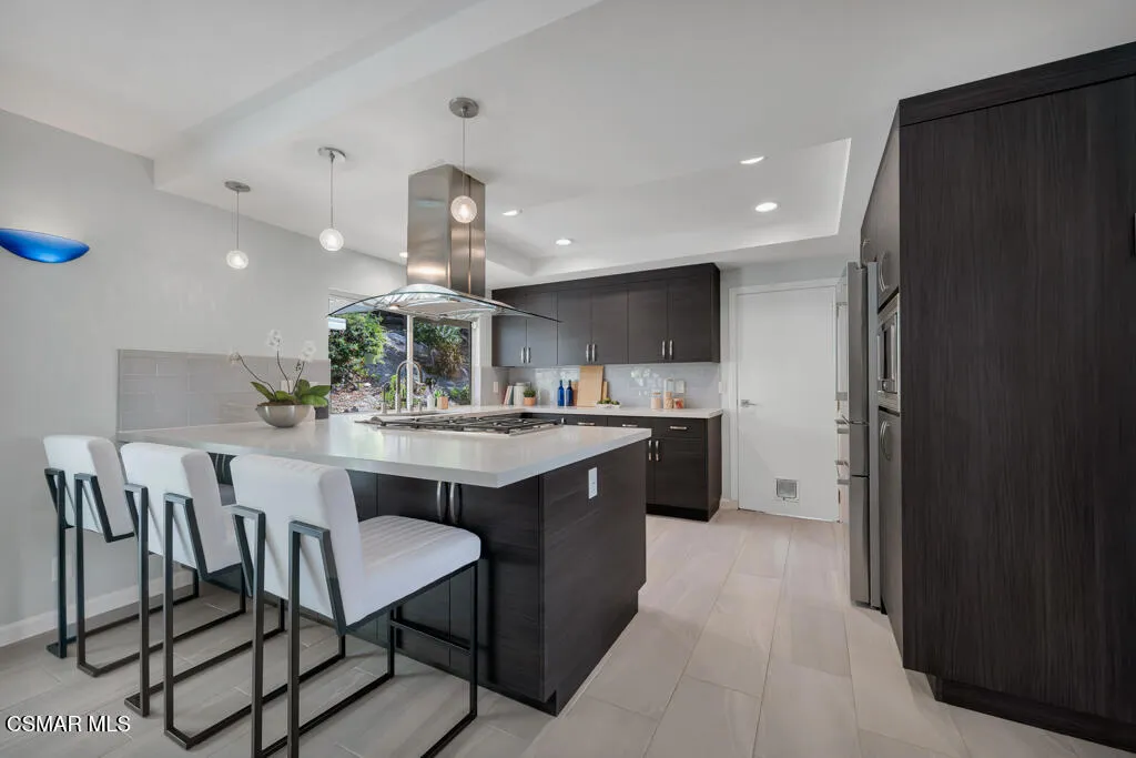 Kitchen/Dining Kitchen/Dining