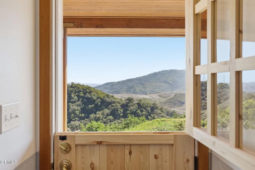 2-web-or-mls-4292_Casitas_Pass_Rd_Ventur