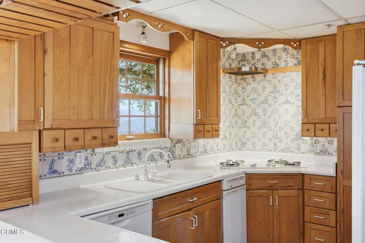 4c-web-or-mls-4292_Casitas_Pass_Rd_Ventu