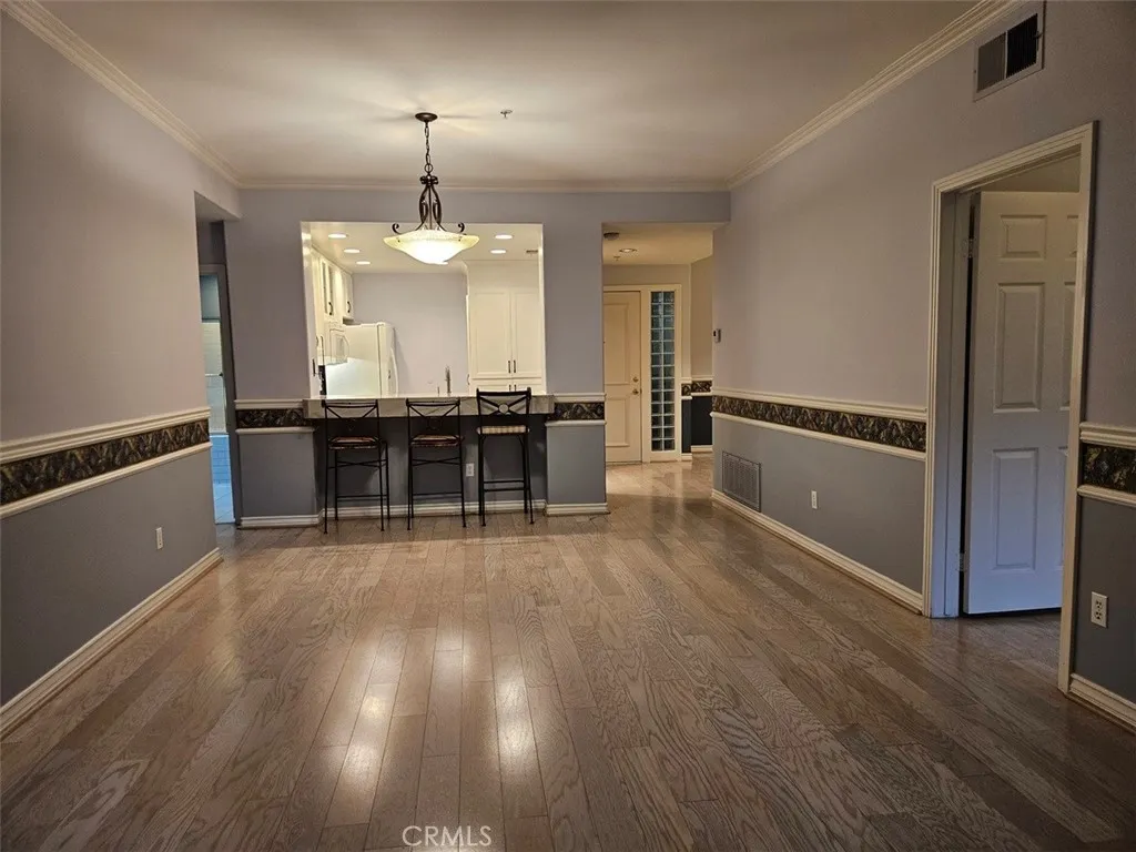 Living room to Kitchen.