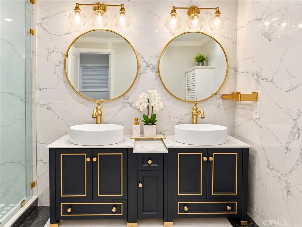 Master Suite Bathroom Dual Sink Master Suite Bathroom Dual Sink