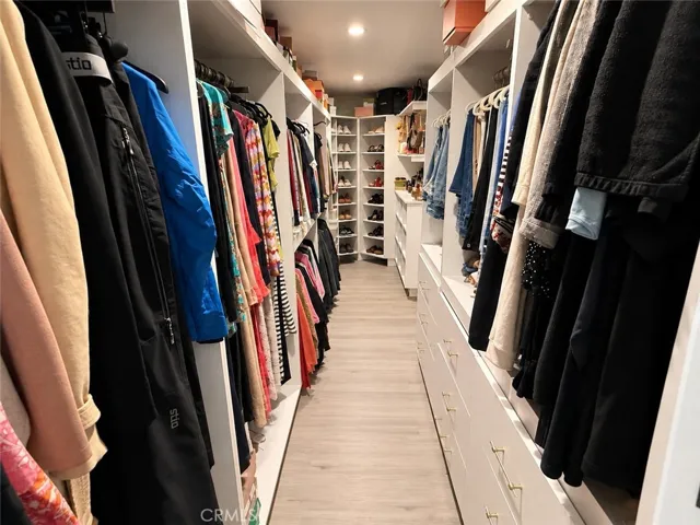 Master Suite Walk-In Closet