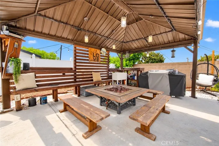 BBQ Area and Fireplace