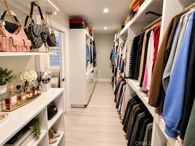 Master Suite Walk-In Closet