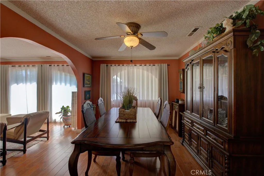 Formal Dining 2
