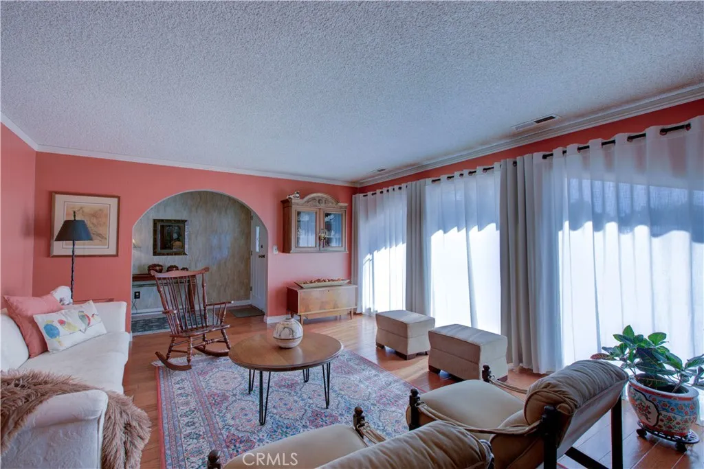 Living Room 5
