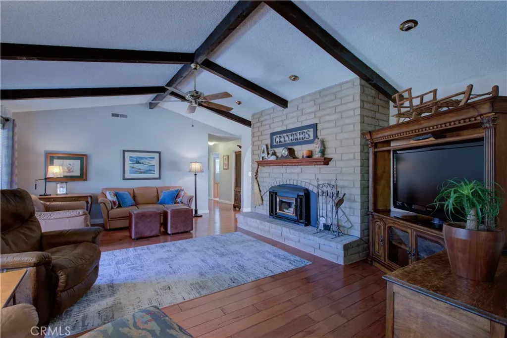 Family Room 5