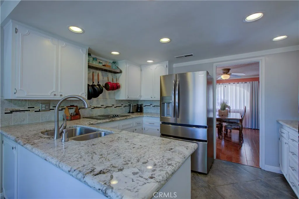 Kitchen 4