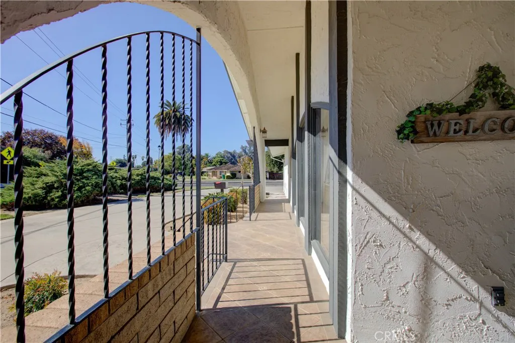 Front entrance 1
