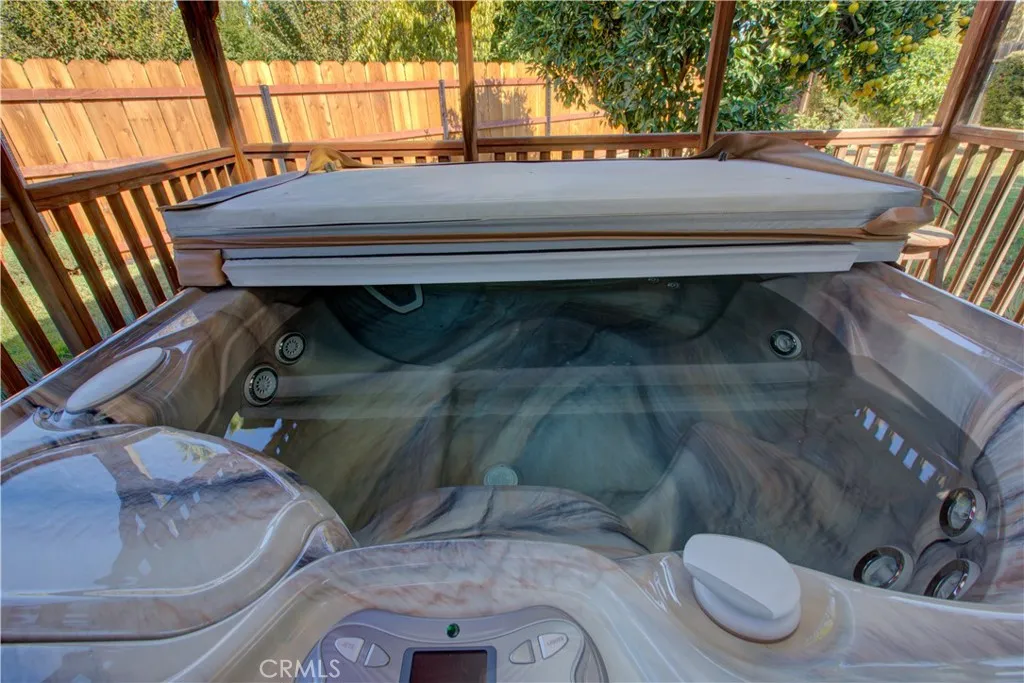 Spa/Gazebo 2
