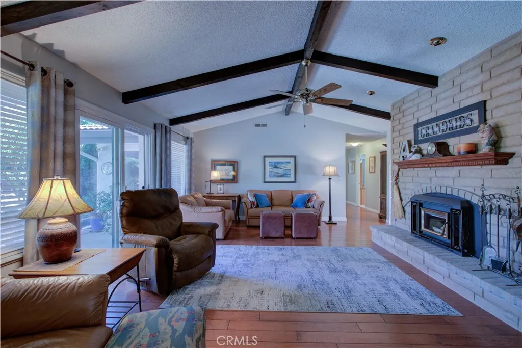 Family Room 6