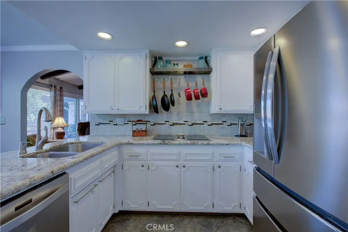 Kitchen 6