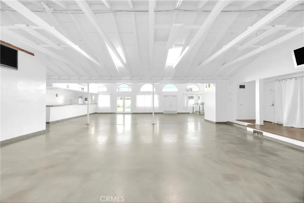 Voluntary HOA with Club House Amenities for Gatherings.