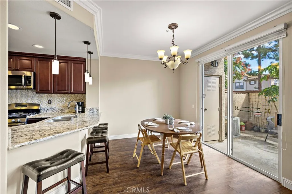 Dining room and kitchen bar seating Dining room and kitchen bar seating