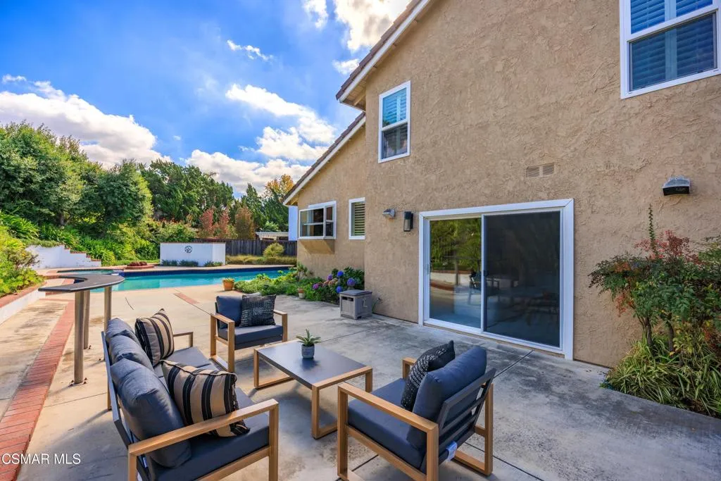1043 Chatham Court, Thousand Oaks