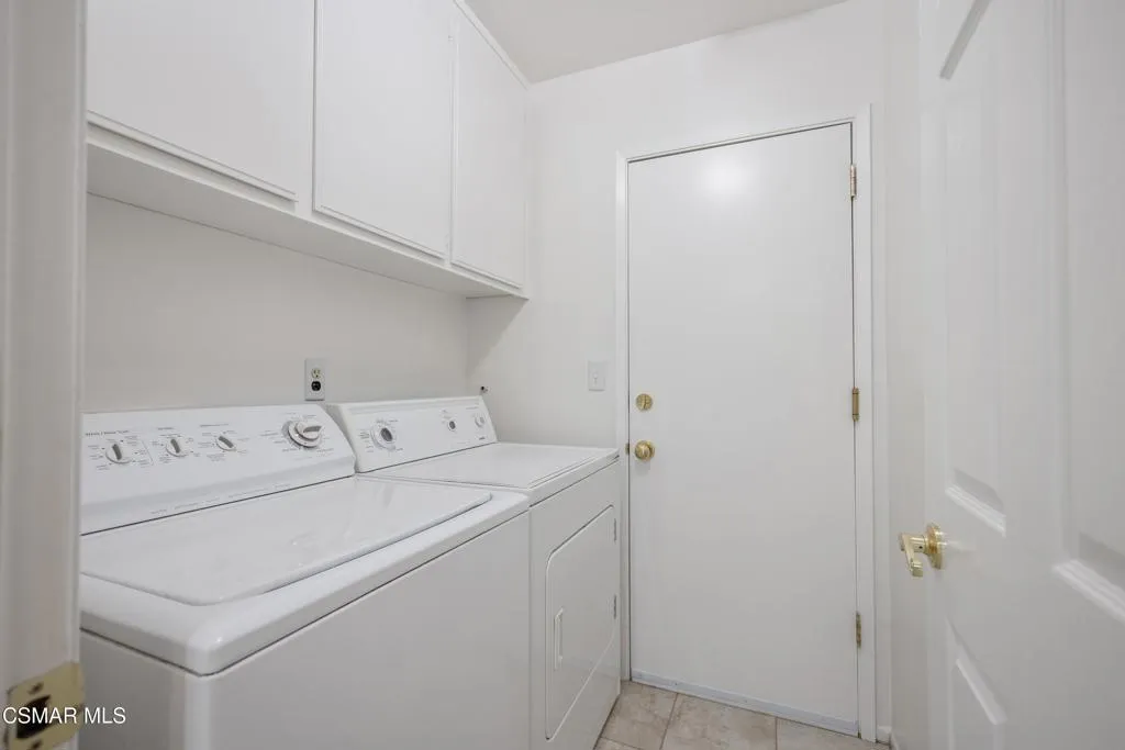 1043 Chatham Court, Thousand Oaks