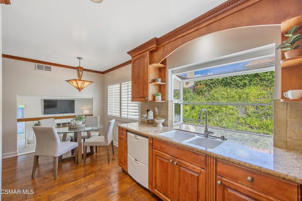 1043 Chatham Court, Thousand Oaks