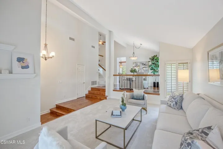 1043 Chatham Court, Thousand Oaks