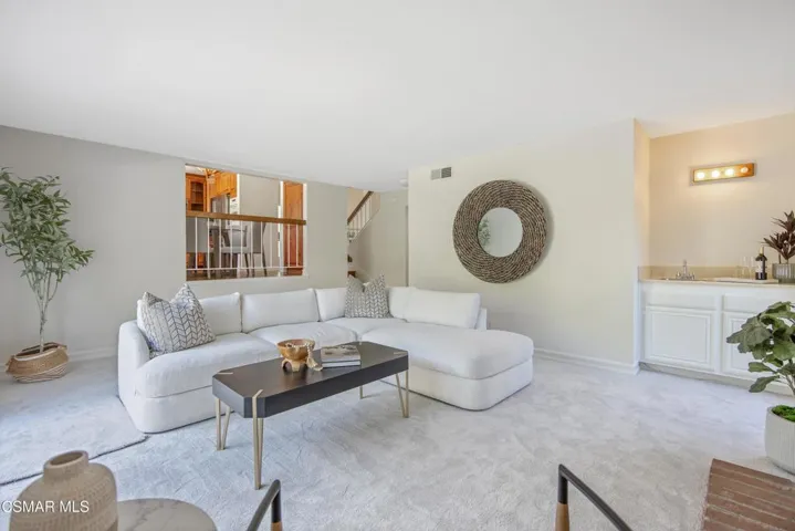 1043 Chatham Court, Thousand Oaks