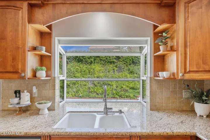 1043 Chatham Court, Thousand Oaks