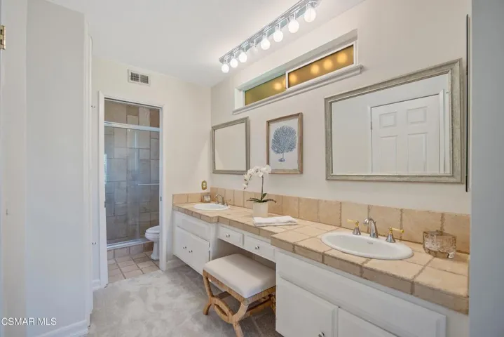1043 Chatham Court, Thousand Oaks