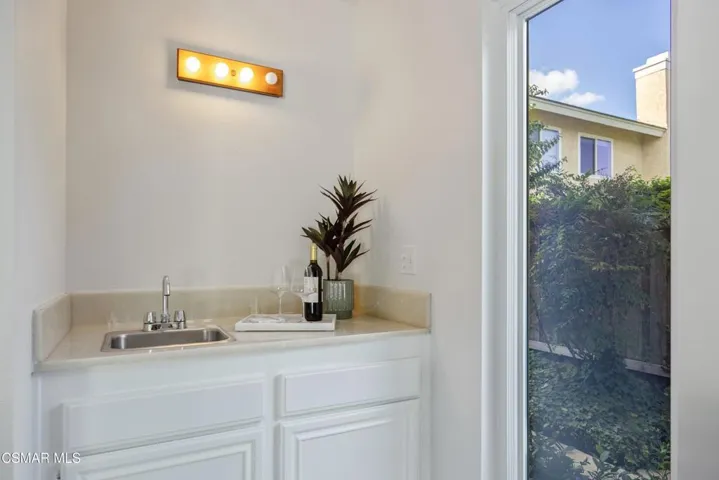 1043 Chatham Court, Thousand Oaks