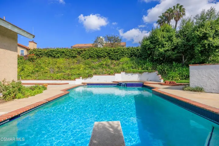 1043 Chatham Court, Thousand Oaks
