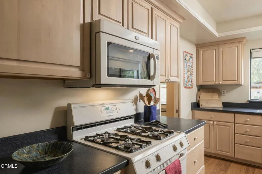21-web-or-mls-1008_Creekside_Way_d_021 21-web-or-mls-1008_Creekside_Way_d_021
