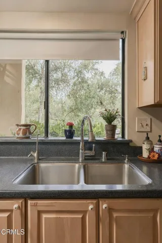 19-web-or-mls-1008_Creekside_Way_d_024