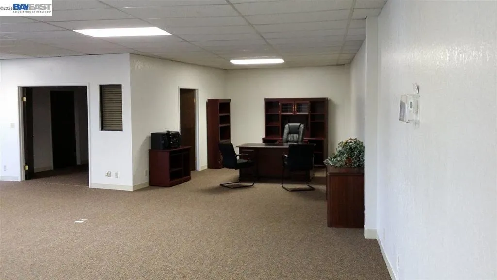 suite 210