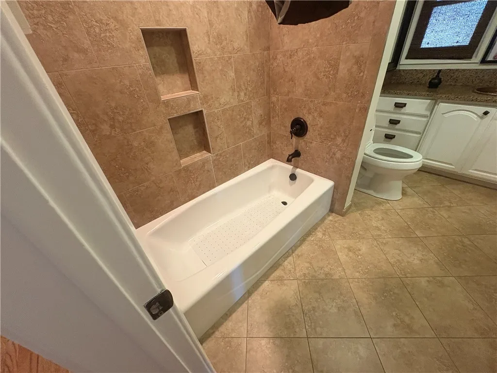 Bathroom Bathroom