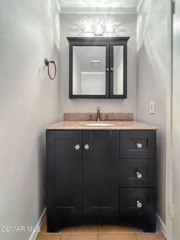 bGuest Bedroom and Bath4