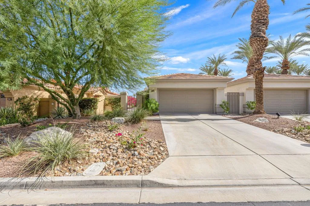 14-web-or-mls-0J3A9744 14-web-or-mls-0J3A9744