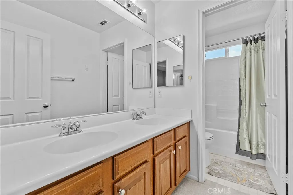 Full Hall Bath Upstairs Full Hall Bath Upstairs
