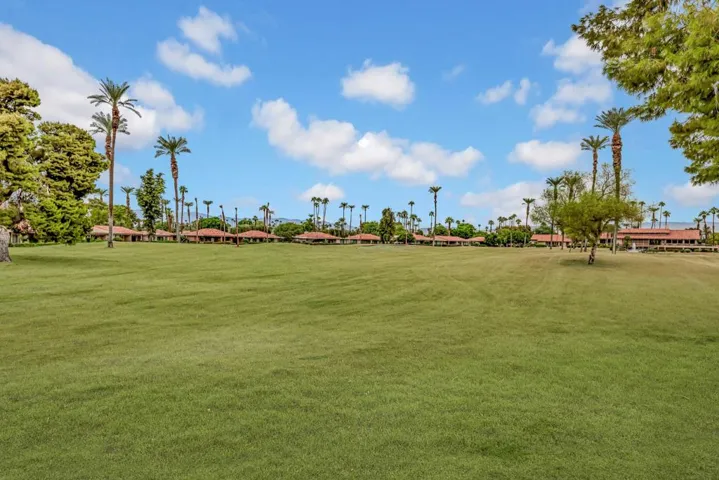 48 Sunrise Golf Course Green 6 3 R