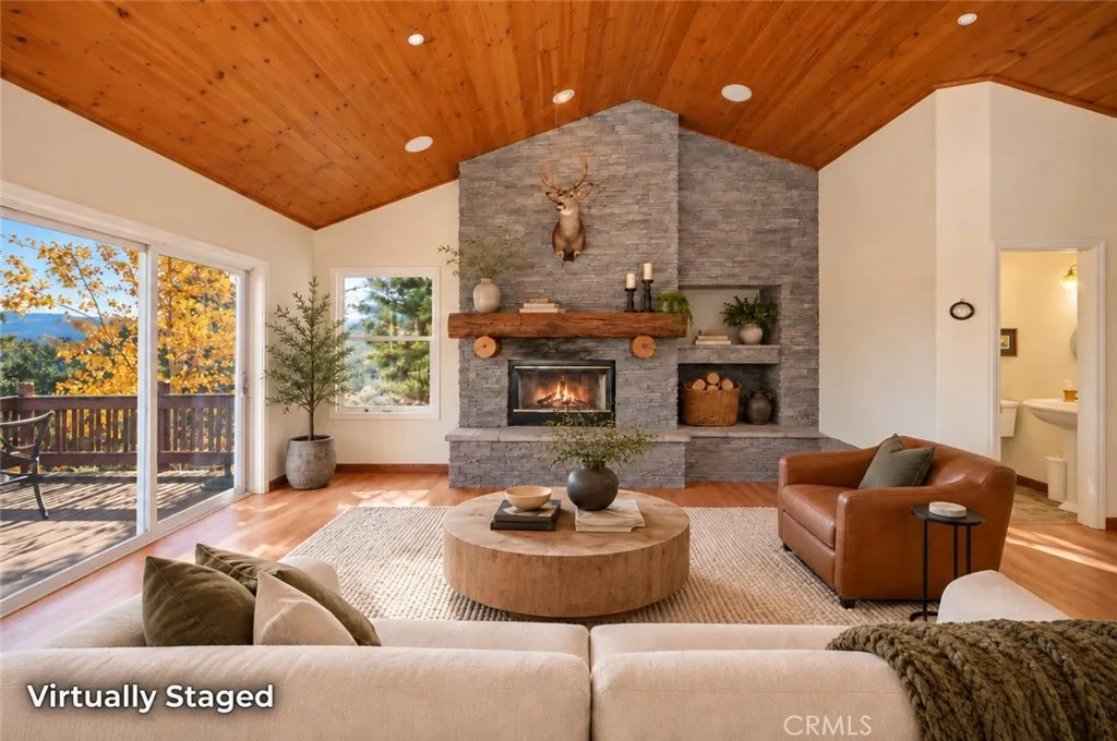 Living room virtually staged