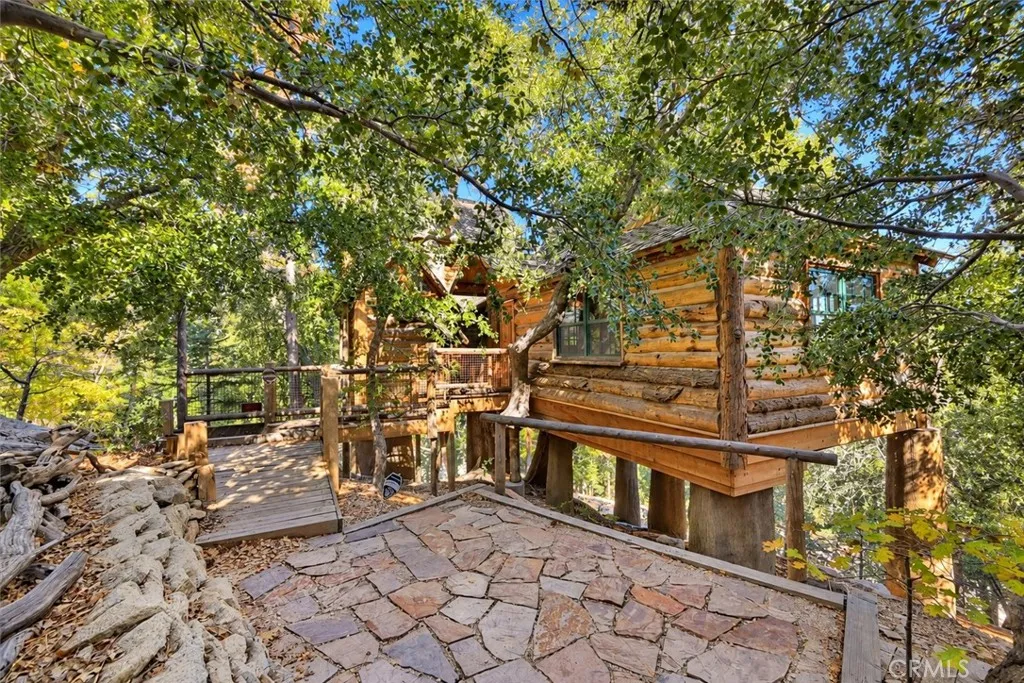 Tree House