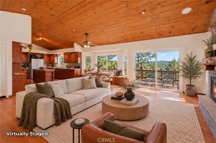 Living room virtually staged