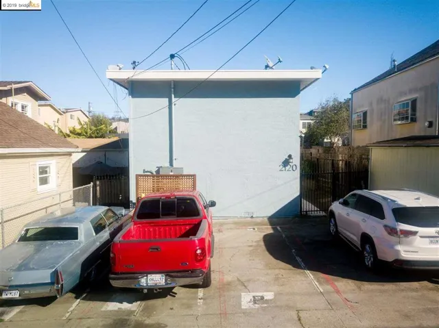 2120 E 22nd Street, Oakland, California 94606
