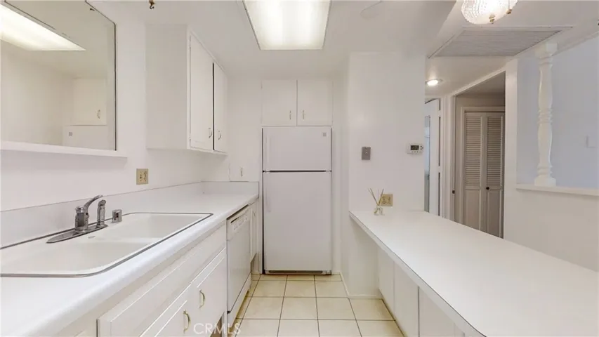13199 El Dorado Drive 208l, Seal Beach, California 90740