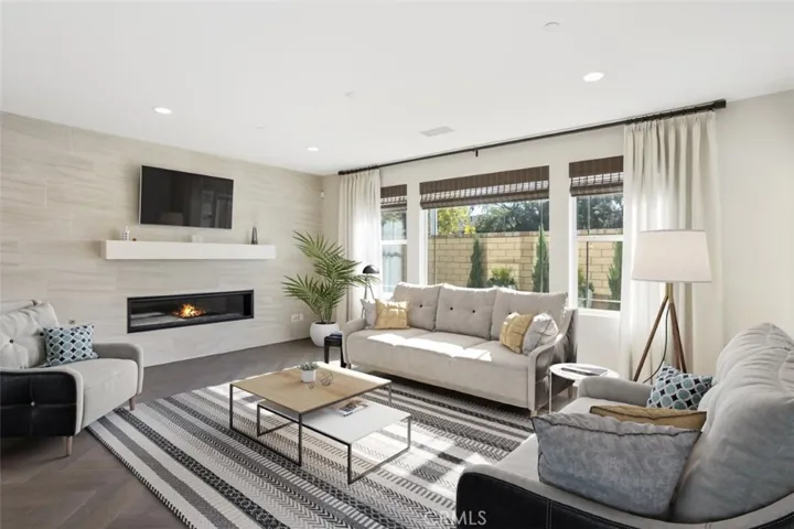Photos shown are of model only- not actual homesite.