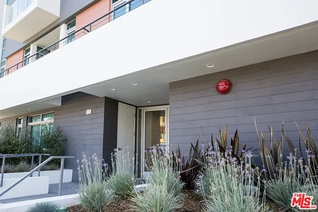 938 S Orange Grove Avenue 403, Los Angeles, California 90036