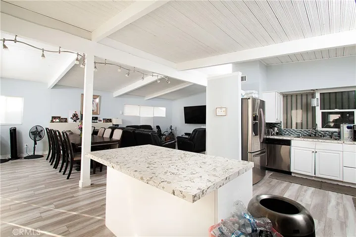 18012 Keswick, Reseda, California 91335