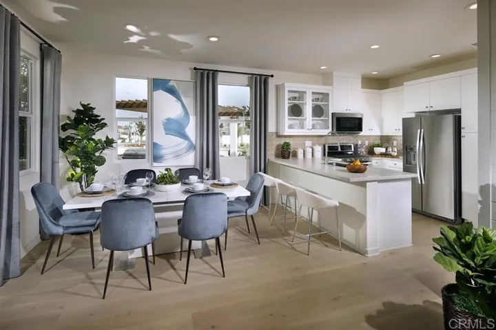 4128 Sitio Flor, Oceanside, California 92057