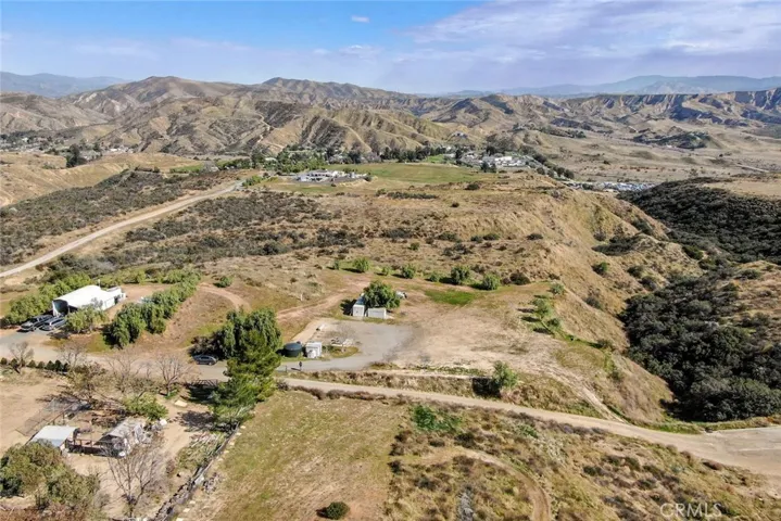 29951 Bouquet Canyon Road, Saugus, California 91390