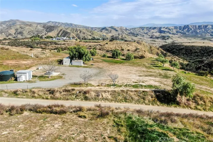 29951 Bouquet Canyon Road, Saugus, California 91390